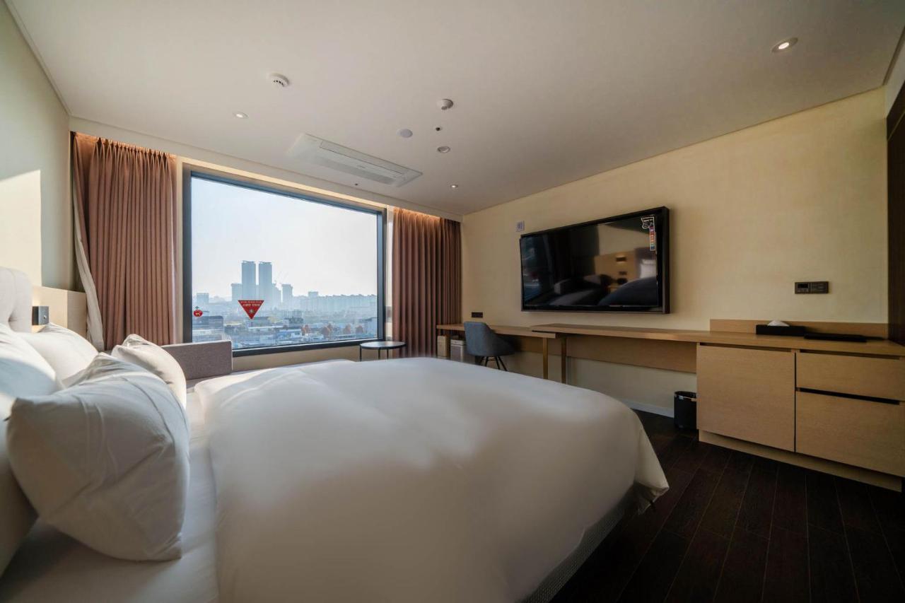 Gwangju H1 Hotel Gwangju Metropolitan City Exterior foto