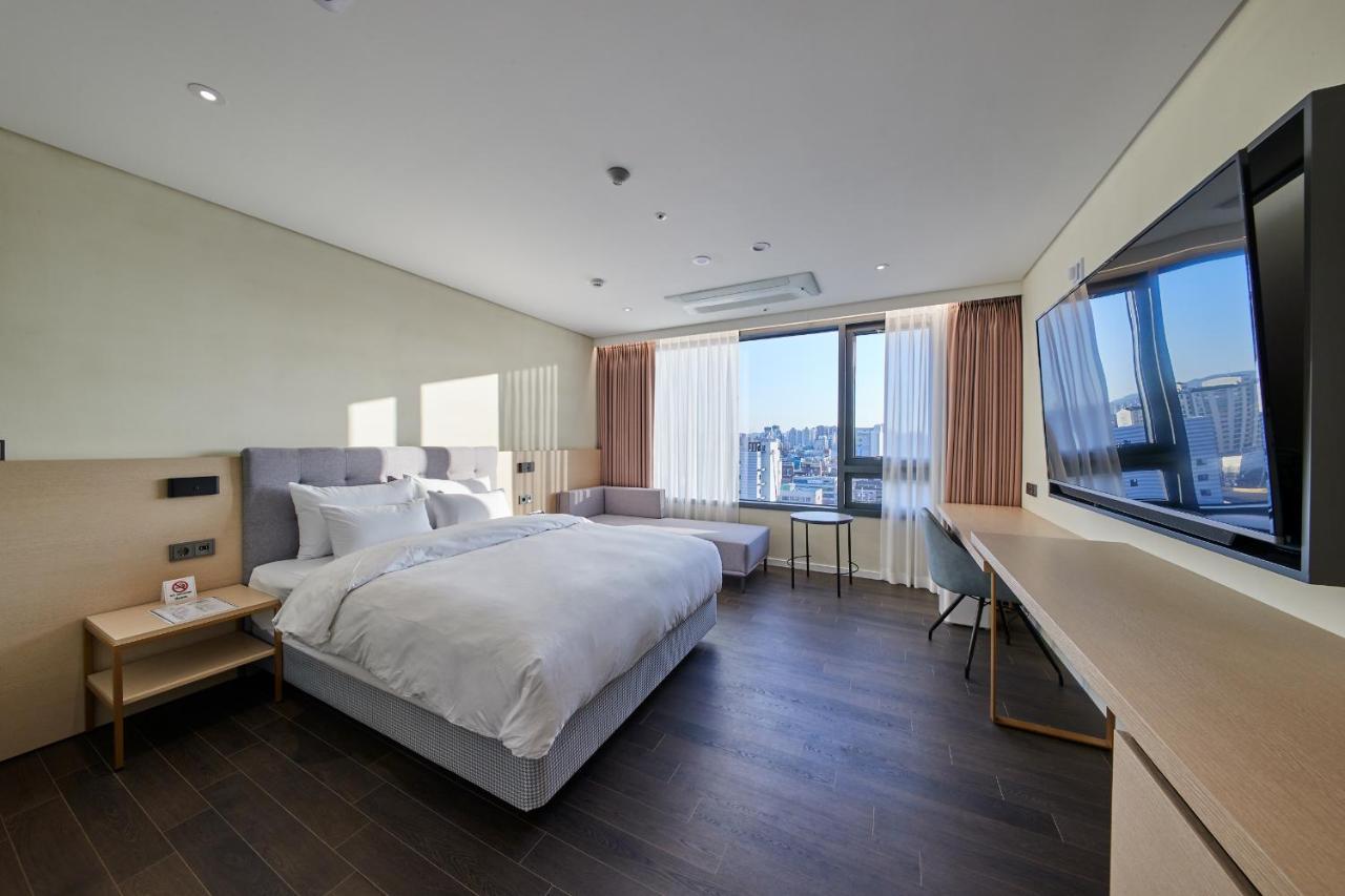 Gwangju H1 Hotel Gwangju Metropolitan City Exterior foto